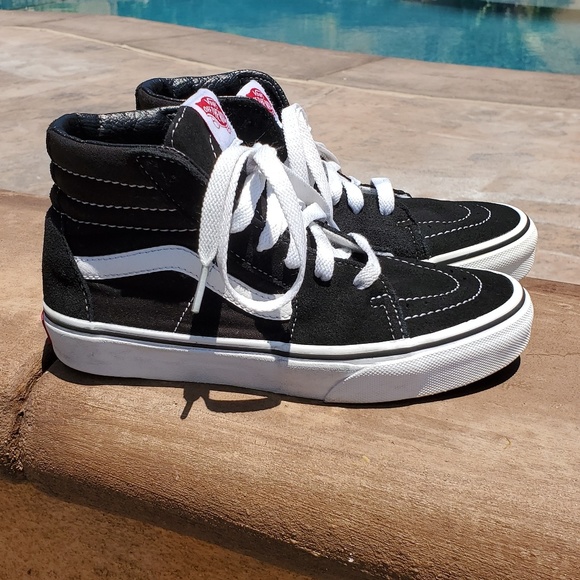 Vans - Picture 3 of 6